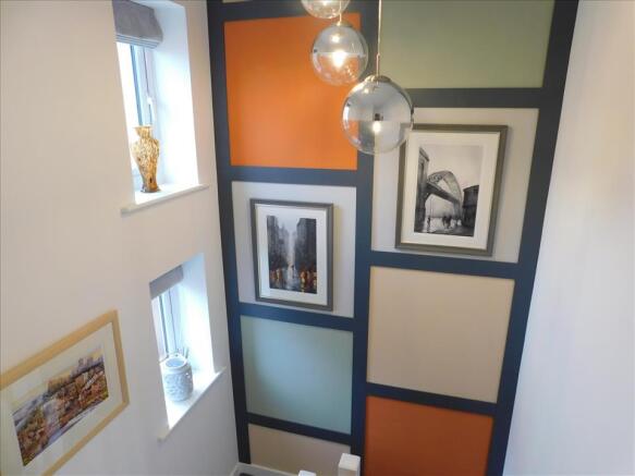 FIRST FLOOR LANDING