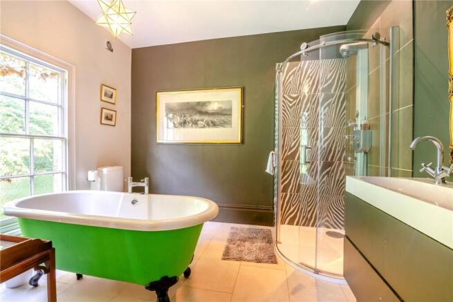 Bathroom 2 En Suite