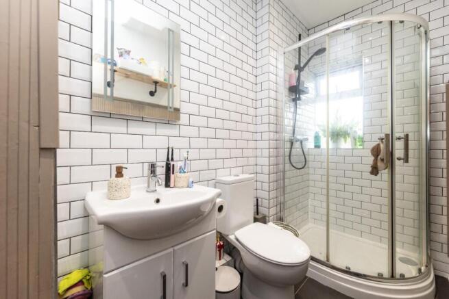 3 bed Semi-Detached for sale Image 12