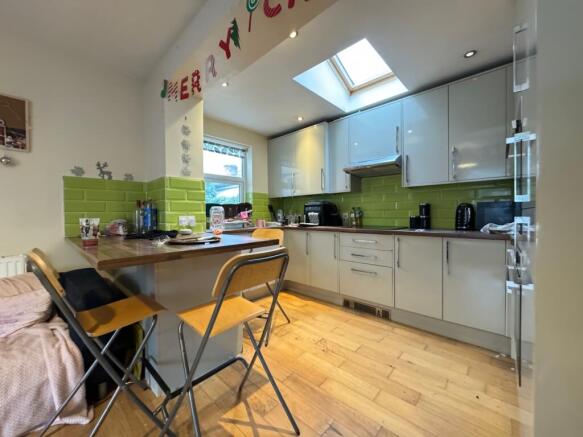 Inspection 28A Llandough Street Cardiff (7)