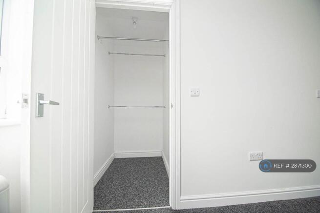 1 bed Flat to rent Image 8