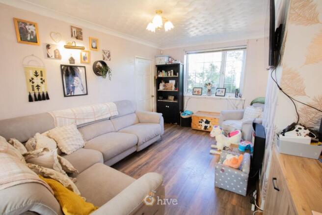 3 bed Terraced for sale Image 4