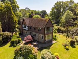 Plawhatch Lodge, Plawhatch Lane, Sharpthorne RH19 4JL