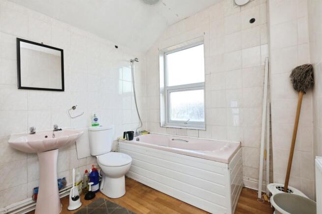 2 bed Terraced for sale Image 10