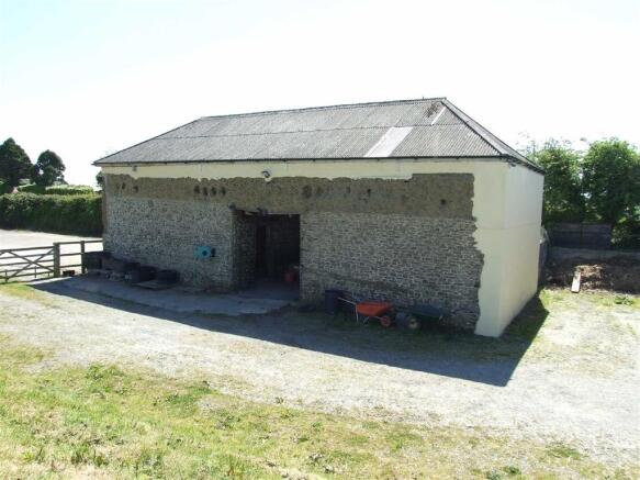 Photo 3