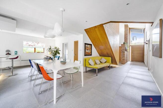 Dining/Hall