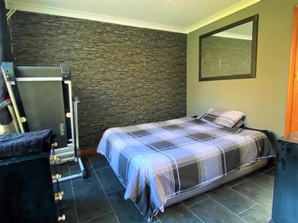 Bedroom 4/Study