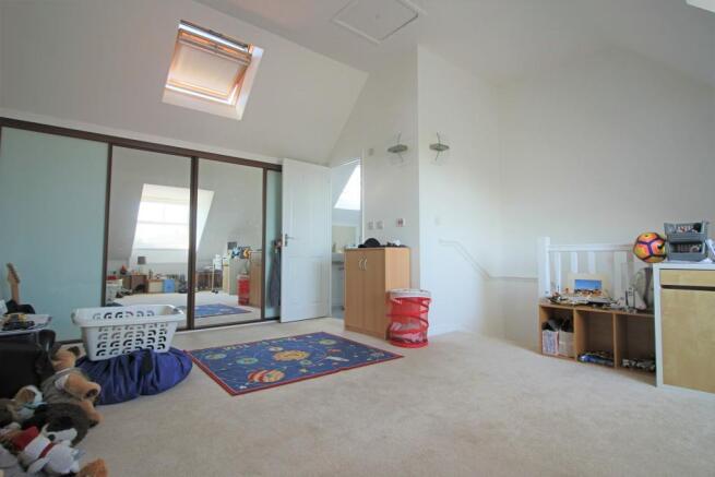 53 Lords Way Bedroom