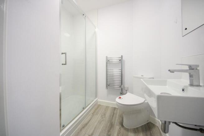 1 bed Flat to rent Image 4