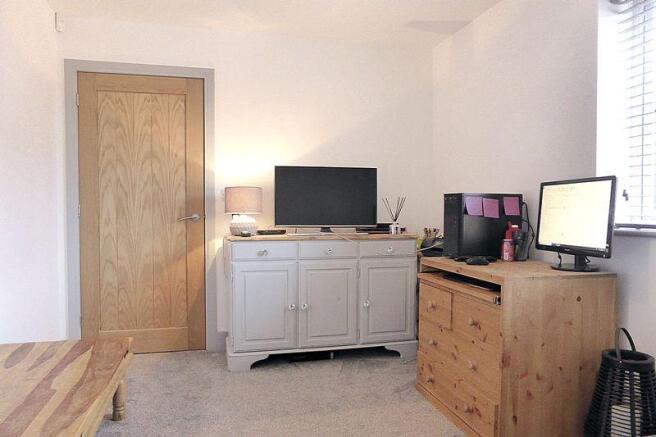 Photo 16