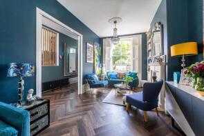 27, Wilton Square, London N1 3DL