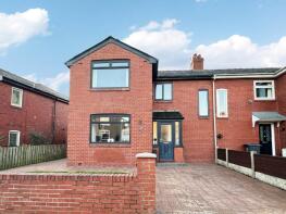 49, Princess Road, Oldham OL2 7AZ