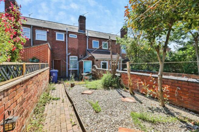2 bed Terraced for sale Image 9