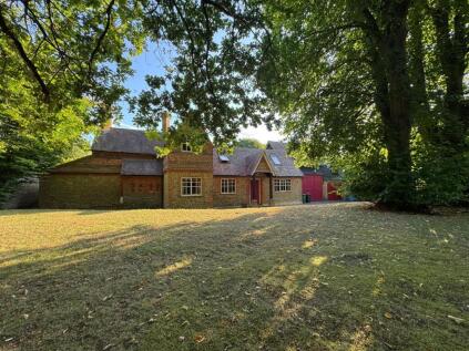 Priorswood, Compton, Guildford, Surrey, GU3