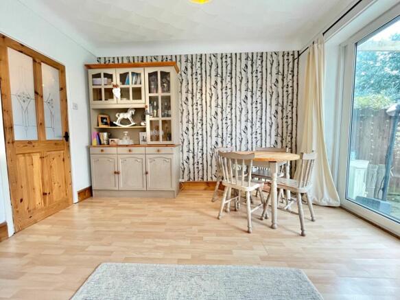 Living Room / Diner