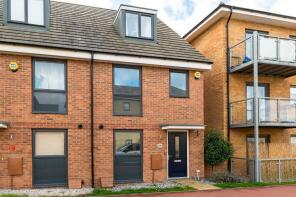 215, Burney Drive, Glebe Farm, Milton Keynes MK17 8LD