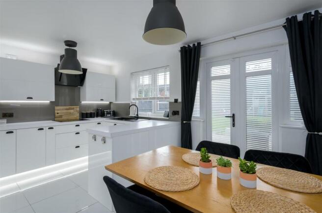 Dining Kitchen