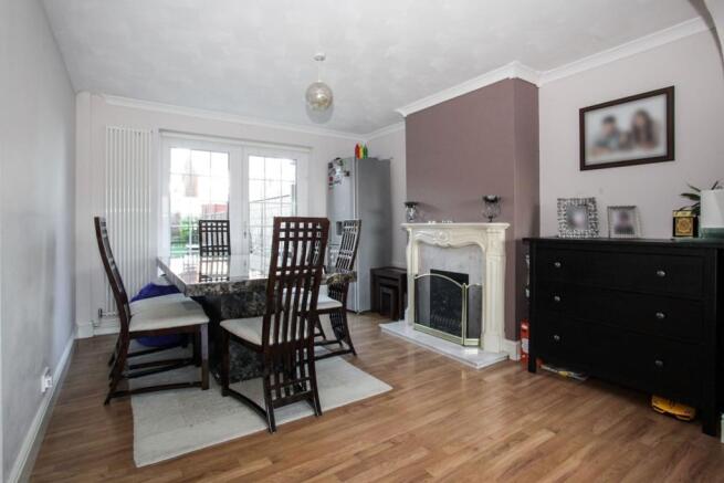 Lounge/Dining Room
