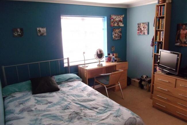 Photo 8