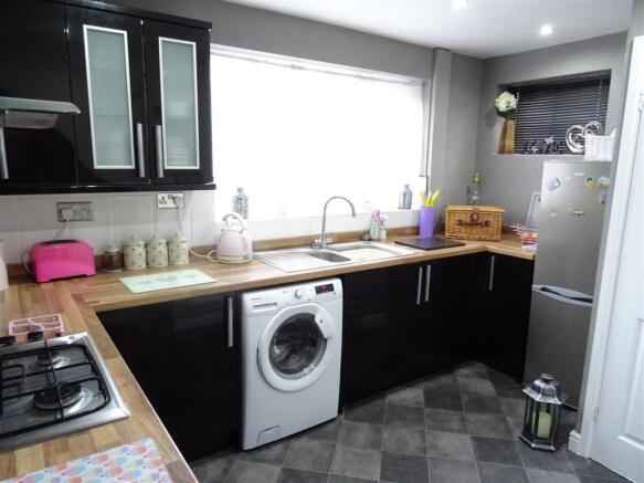 Fitted Kitchen
