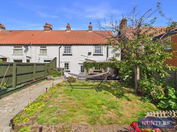 3 bed Terraced for sale Image 9