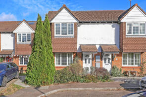 25, Stirling Close, Maidenbower, Crawley RH10 7UZ