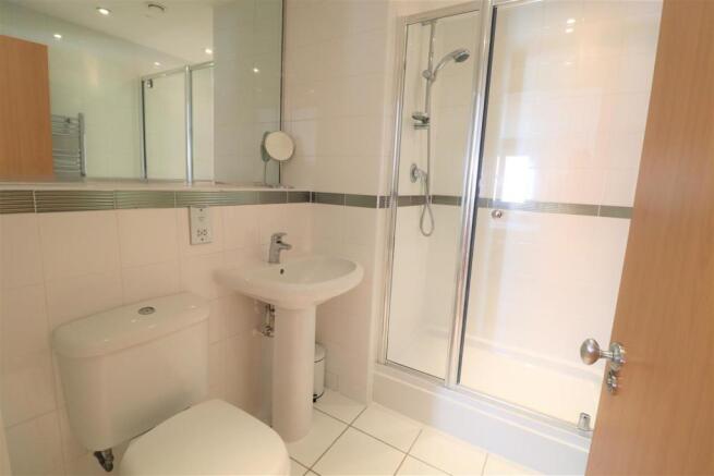 Ensuite (Bedroom 1)