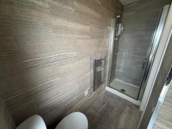 1 bed Flat to rent Image 5
