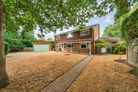 Dinsdale Close, Woking, GU22