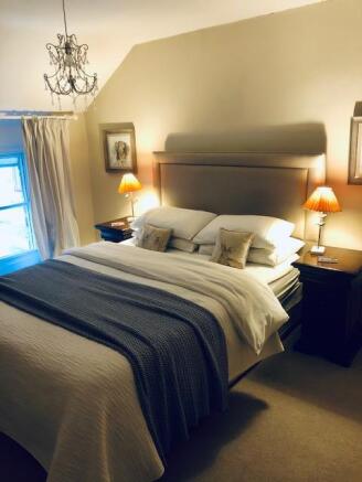 2 bed Terraced for sale Image 8