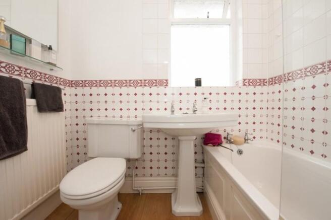 Photo 10