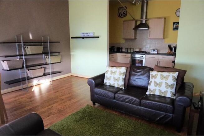 Lounge/Dining Room