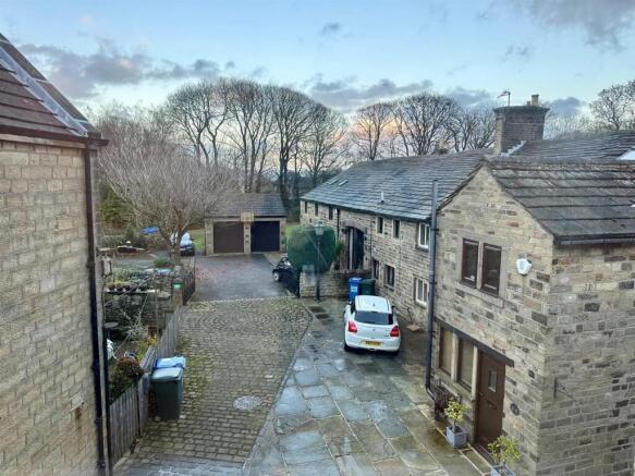 2 bed End of Terrace to rent Image 12