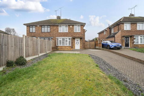 Sale Agreed By Kayleigh Stevens
