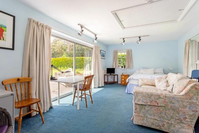 Playroom/Bedroom