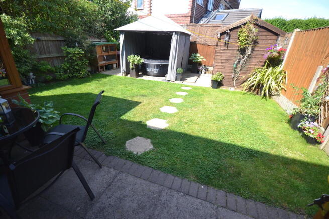 Photo 16