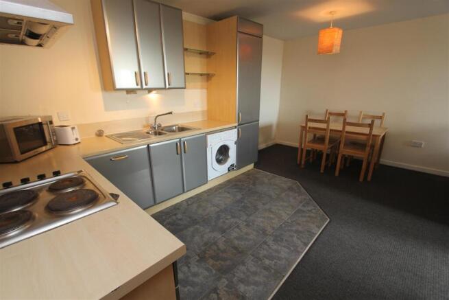 kitchen2.JPG