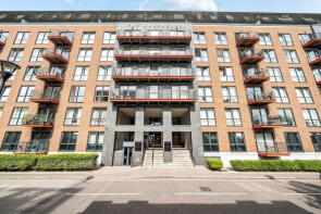 206, Warehouse Court, Major Draper Street, Woolwich SE18 6FE