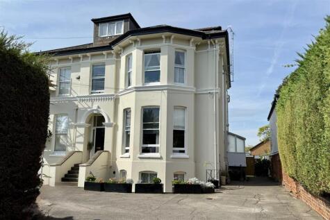 Flat 1 33 St Stephens Road Tivoli Cheltenham GL50 3AB