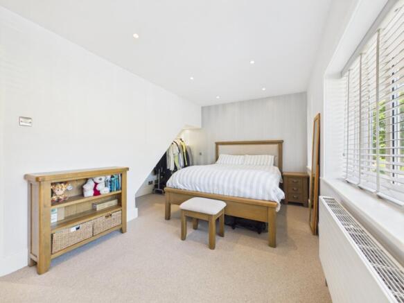 2 bed Terraced for sale Image 9