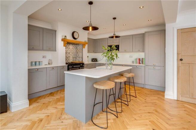 Kitchen/Dining