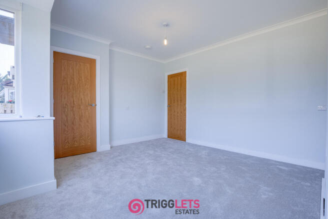 3 bed Semi-Detached for sale Image 6
