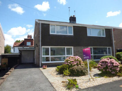 Green Close Mayals Swansea Sa3 5dn