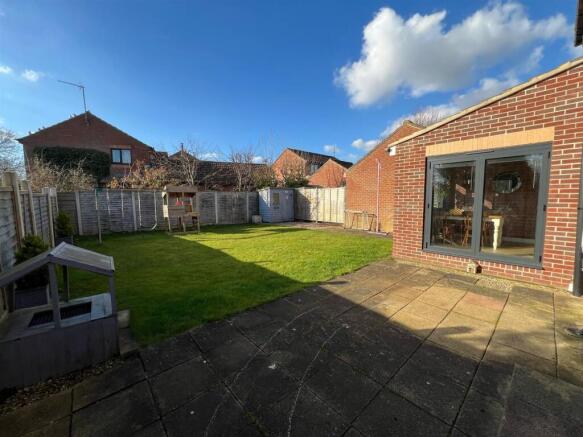 67097a86-b4ef-4020-88f4-1368d4833469.jpg