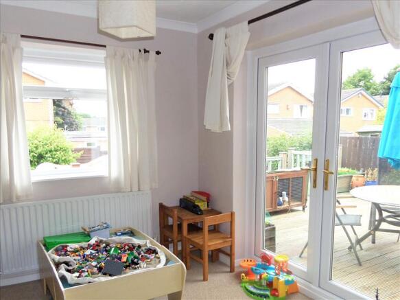 GARDEN ROOM