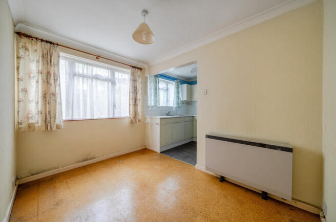 Cabell Road, Guildford, Surrey, GU2 photo 4