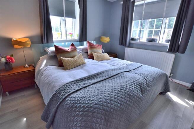 Living Room/Bedroom