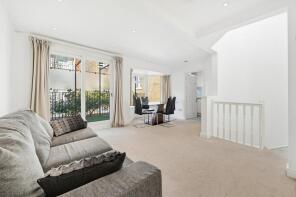 1, Romney Mews, London W1U 5DT