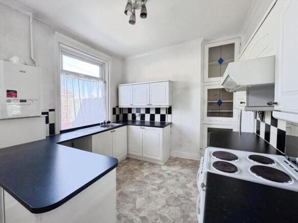 2 bed Terraced for sale Image 10