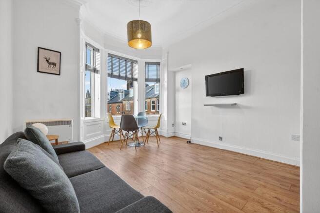 5_19 crawford street, largs _05.jpg